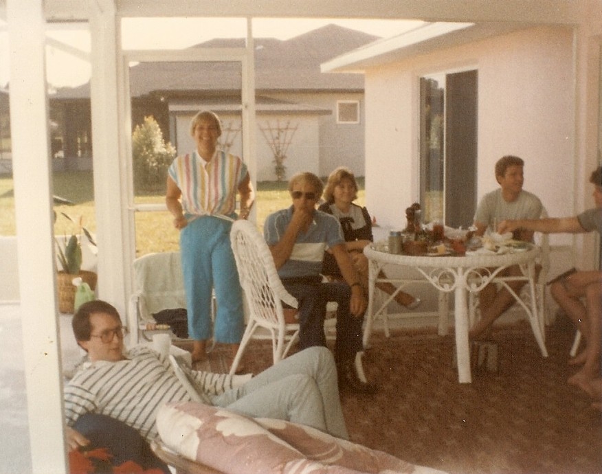 1984-12-25 01.jpg
